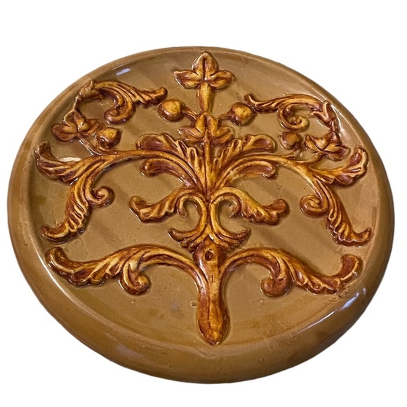 Set Of 2 Vintage 3D Medallion Ceramic Large Wall Hanging Decor Yellow Mustard - Picture 3 of 12